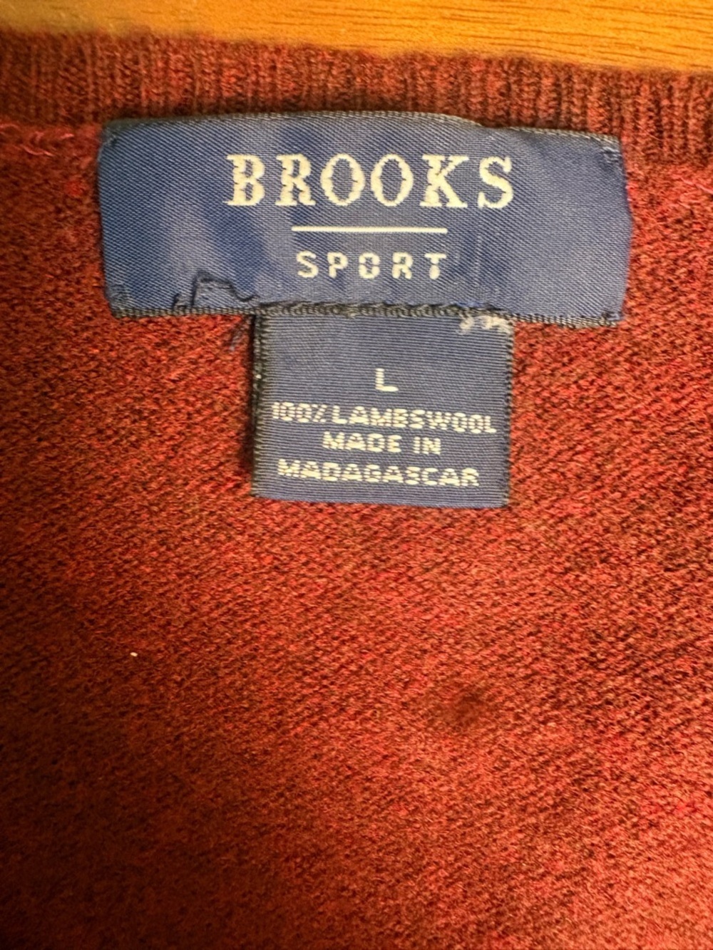 Brooks Brothers Sport Lambswool V-Neck Sweater Red Size L - Picture 6 of 7